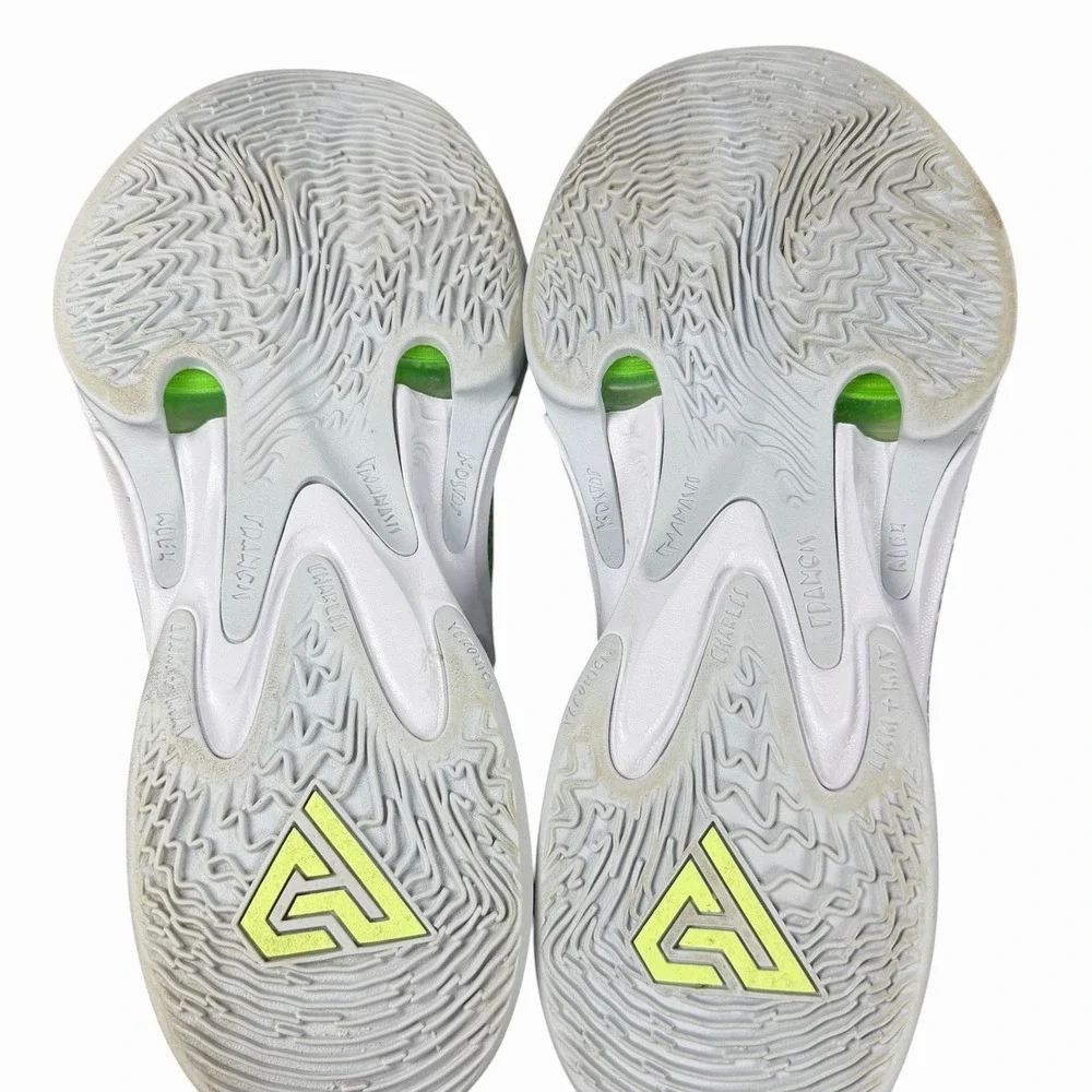 Nike zoom freak